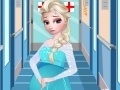 Játék Elsa. Cesarean birth